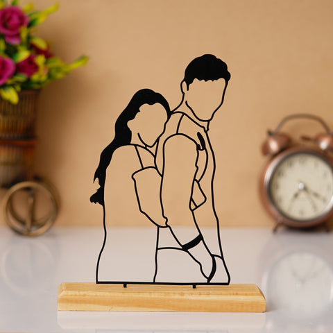 Loving Couple Prime Wood Sculpture - Elegant Wire Art Decor for Any Space